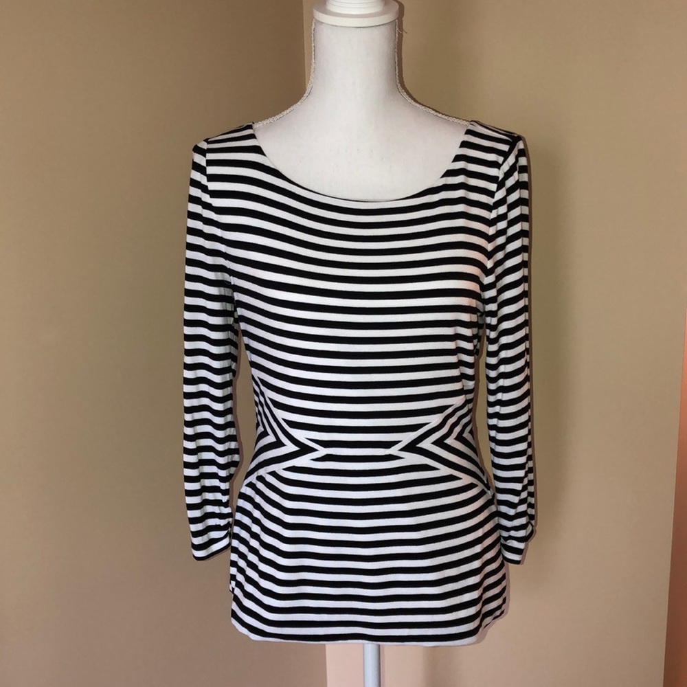 White House Black Market top